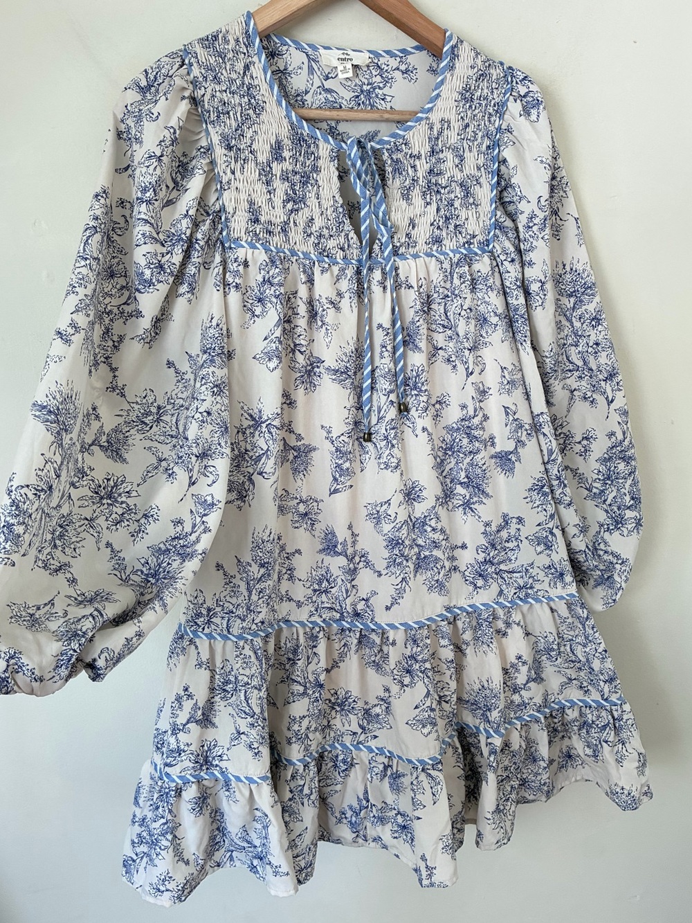 Entro Boho Blue Floral Toile Smocked Tiered Mini Dress Long Sleeve Cream  M